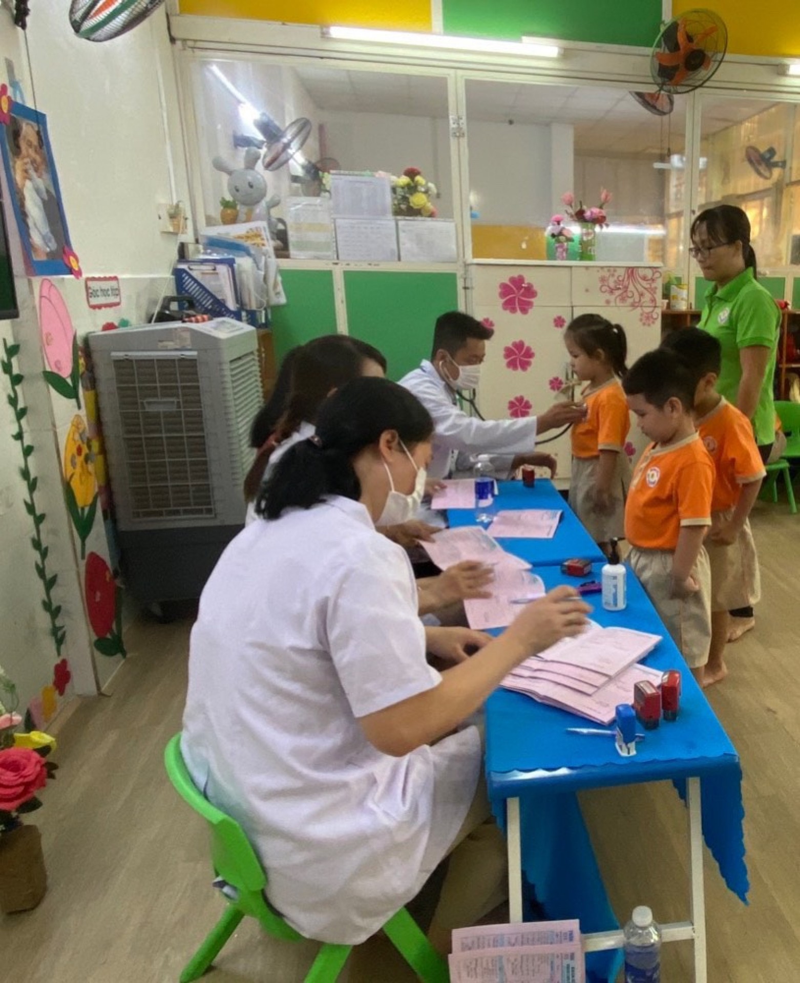 KHÁM SỨC KHỎE CHO BÉ 2023