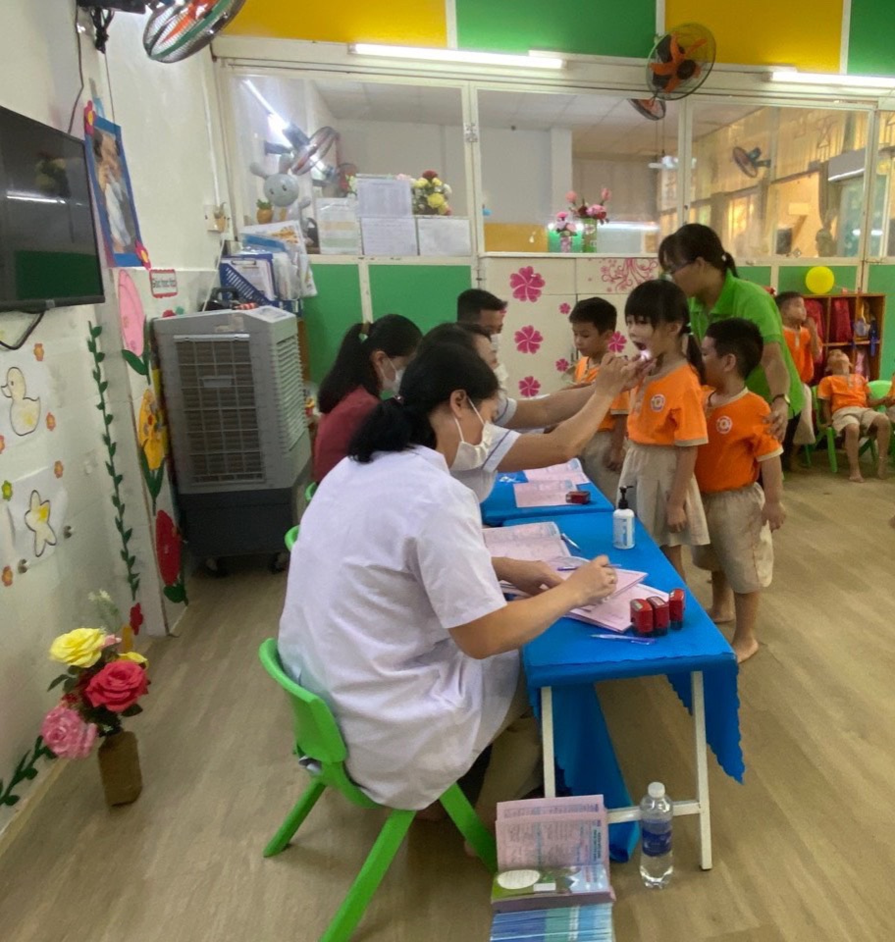 KHÁM SỨC KHỎE CHO BÉ 2023