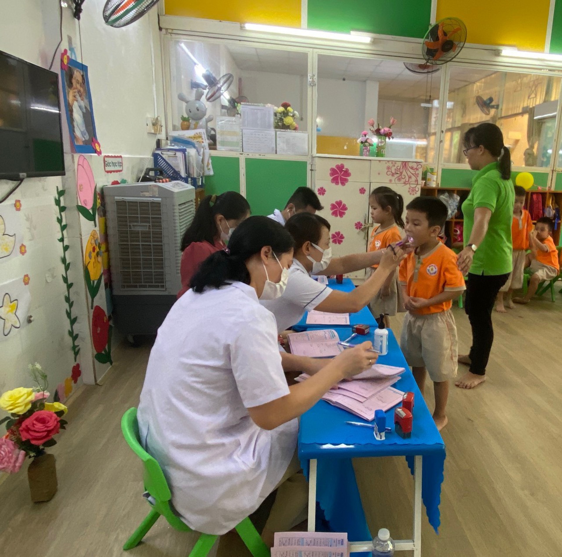 KHÁM SỨC KHỎE CHO BÉ 2023